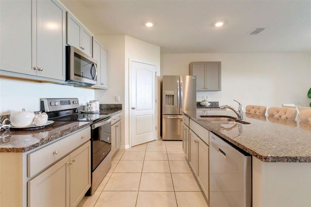 9537 BLACK WALNUT DRIVE, Clermont, FL 34715