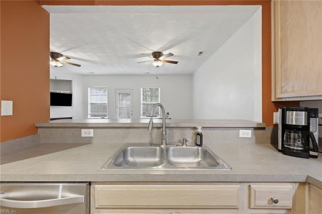 2024 Bizzone CIR, Virginia Beach, VA 23464