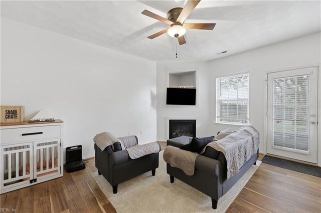 2024 Bizzone CIR, Virginia Beach, VA 23464