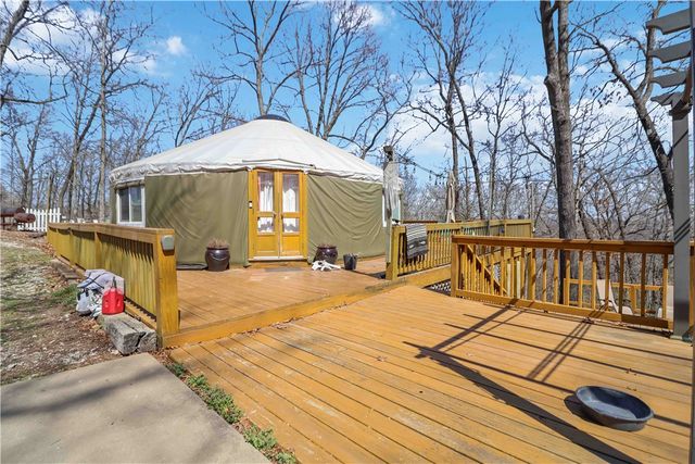 15936 Skyline Drive, Garfield, AR 72732