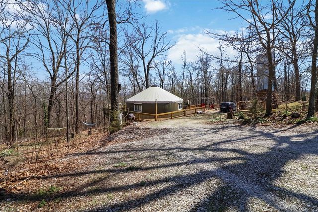 15936 Skyline Drive, Garfield, AR 72732