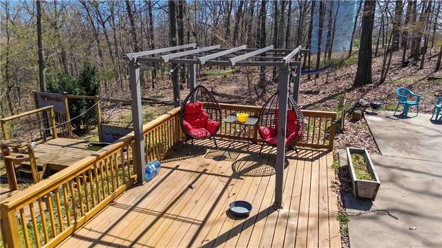 15936 Skyline Drive, Garfield, AR 72732