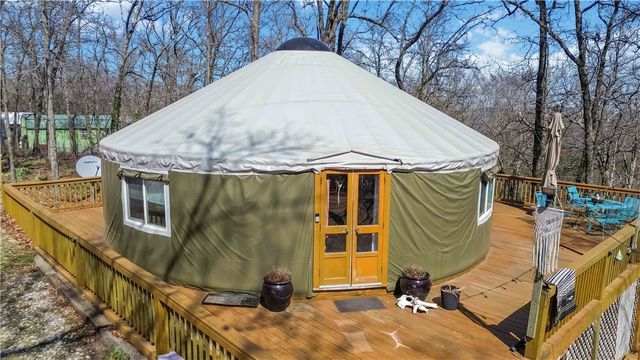 15936 Skyline Drive, Garfield, AR 72732