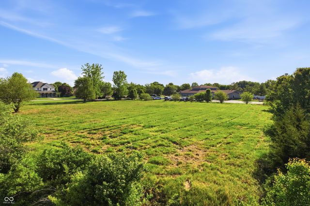 5555 E Stop 11 Road, Indianapolis, IN 46237