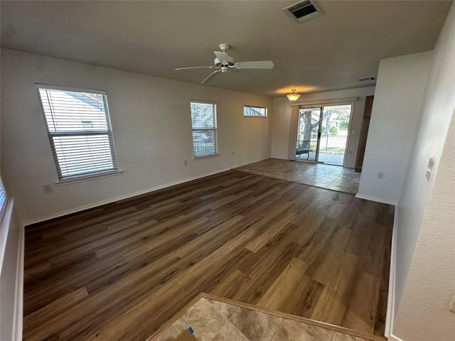 101 Red Poppy TRL, Georgetown, TX 78633