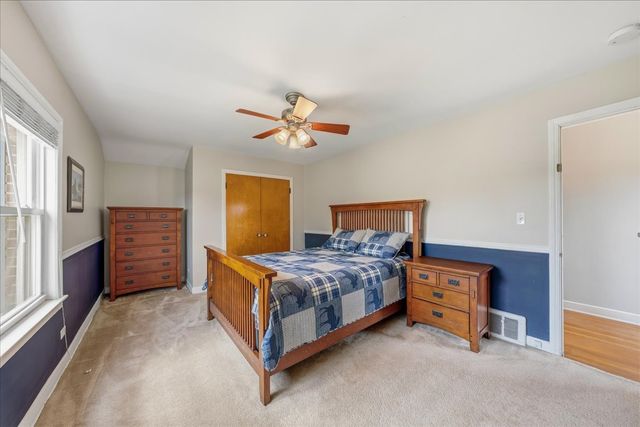 912 Hull Avenue, Westchester, IL 60154