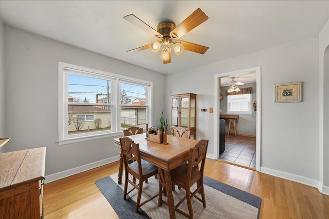 912 Hull Avenue, Westchester, IL 60154