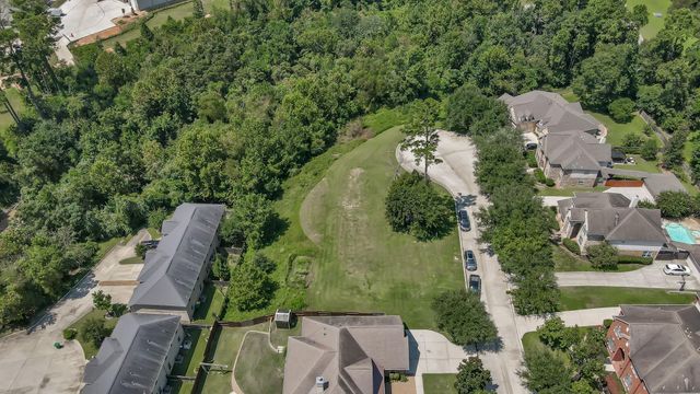 2400 Bramlet Drive, Conroe, TX 77304