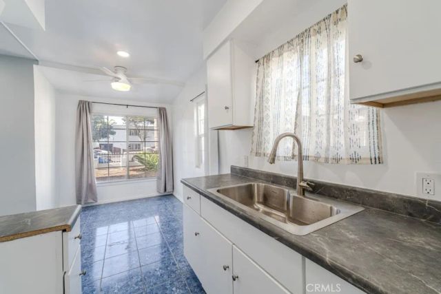 240 E South, Long Beach, CA 90805
