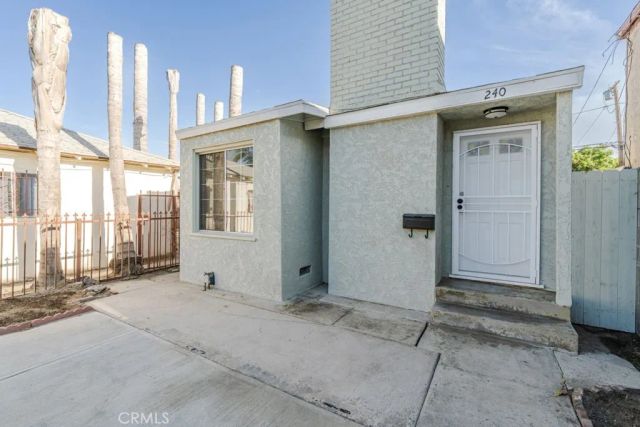 240 E South, Long Beach, CA 90805