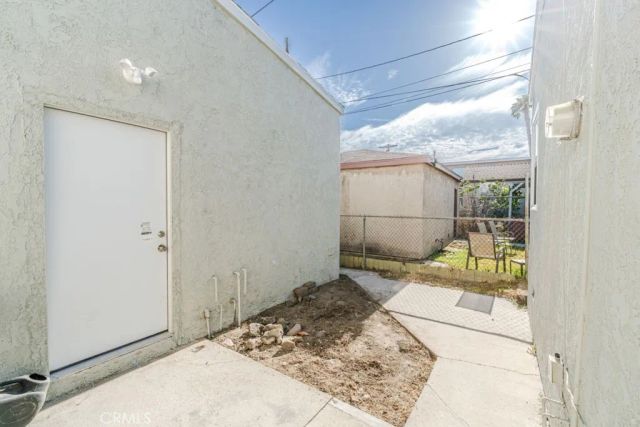 240 E South, Long Beach, CA 90805