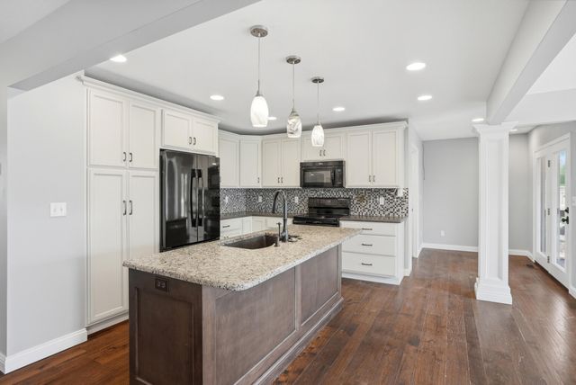 3806 GRANT LN, Columbia, MO 65203