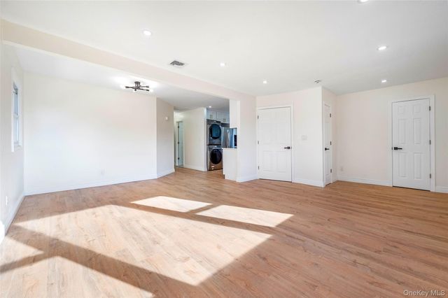 50 Mahland Place 2nd Floor, Oceanside, NY 11572