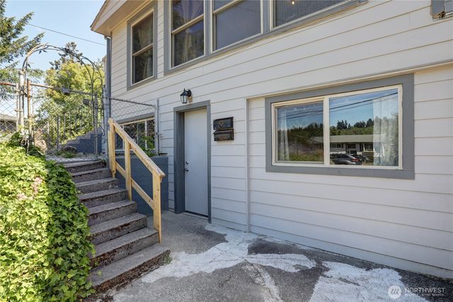 4120 Renton Avenue S, Seattle, WA 98108