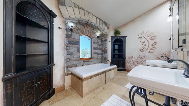 560 County Road 662, Grand Lake, CO 80447