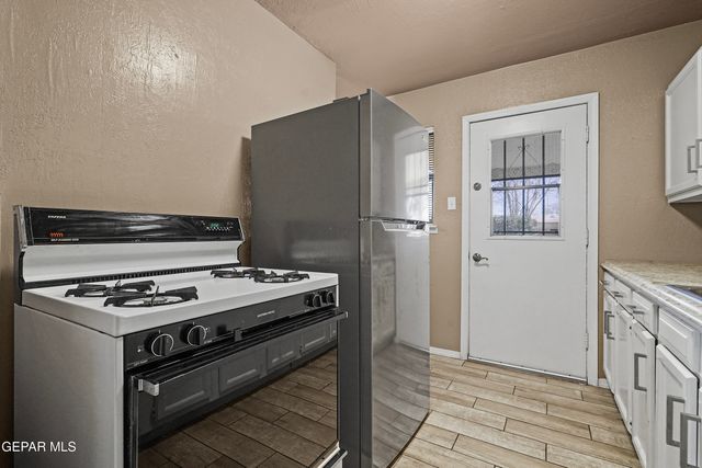 10352 HUGG Street, El Paso, TX 79924