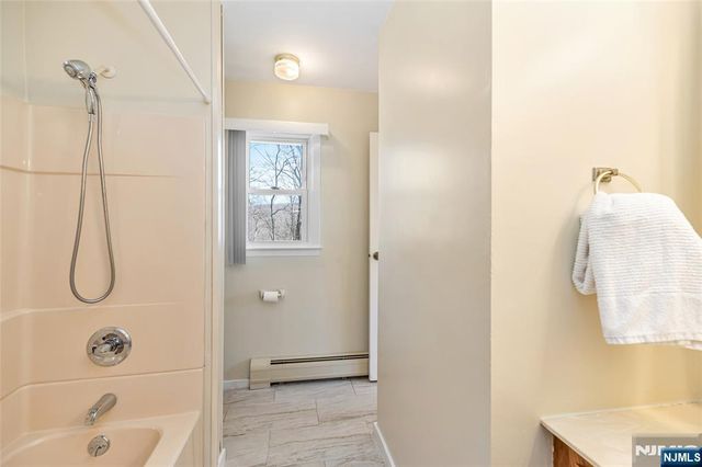 14 Forsgate Drive, Ringwood, NJ 07456