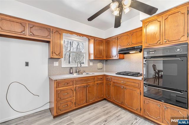 14 Forsgate Drive, Ringwood, NJ 07456