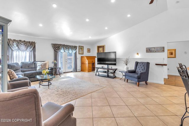 8308 Aspen Avenue, Juneau, AK 99801