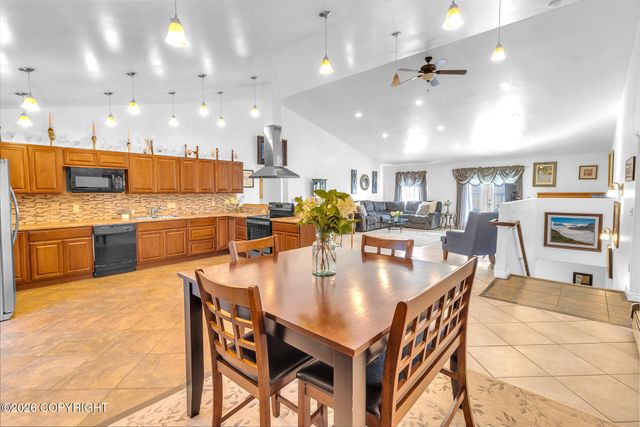 8308 Aspen Avenue, Juneau, AK 99801