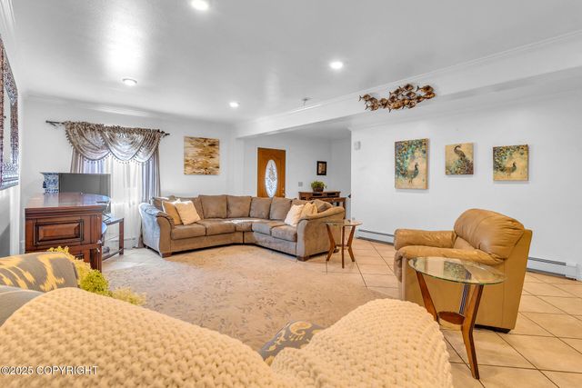 8308 Aspen Avenue, Juneau, AK 99801