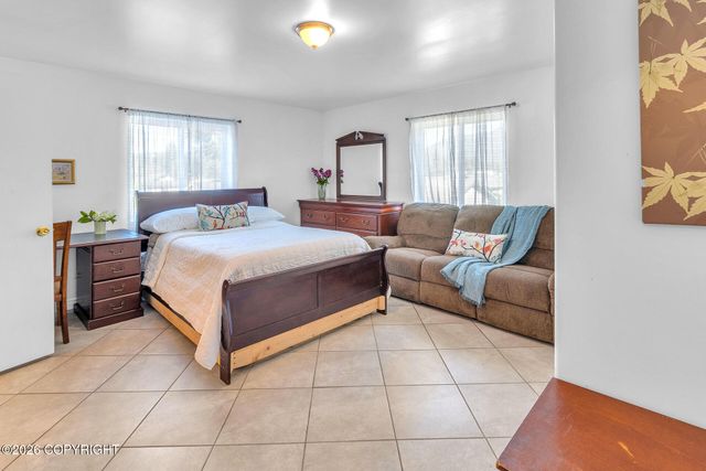 8308 Aspen Avenue, Juneau, AK 99801