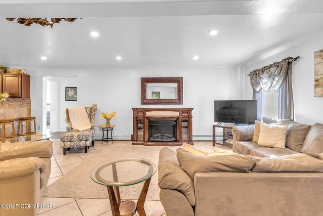 8308 Aspen Avenue, Juneau, AK 99801