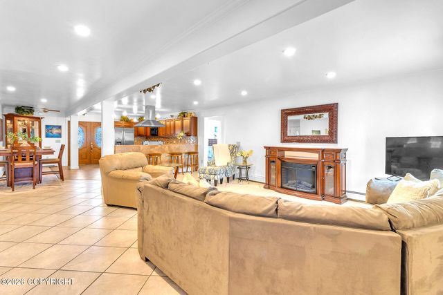 8308 Aspen Avenue, Juneau, AK 99801