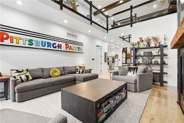 201 Frederick Avenue, Sewickley, PA 15143