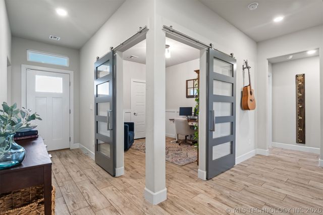 19049 E Ridge Line Road, Catoosa, OK 74015