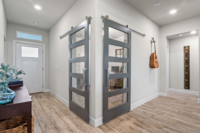 19049 E Ridge Line Road, Catoosa, OK 74015