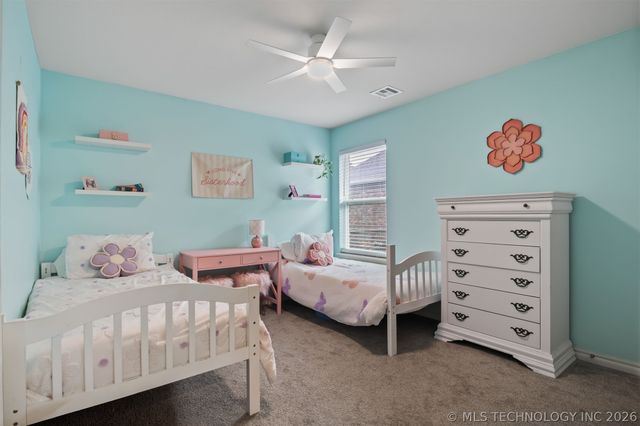 19049 E Ridge Line Road, Catoosa, OK 74015