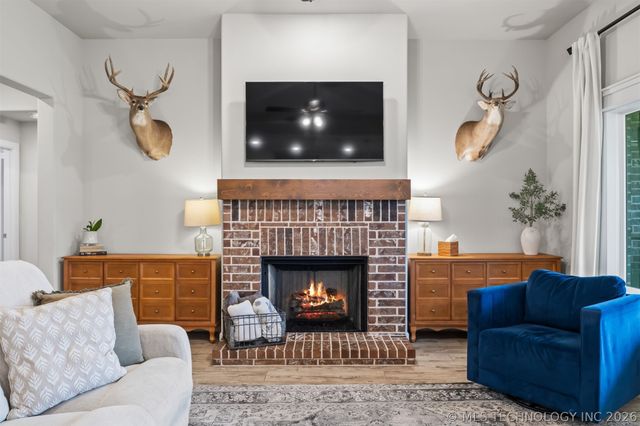 19049 E Ridge Line Road, Catoosa, OK 74015