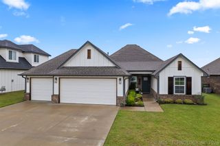 19049 E Ridge Line Road, Catoosa, OK 74015