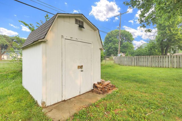 3985 Richard Avenue, Grove City, OH 43123