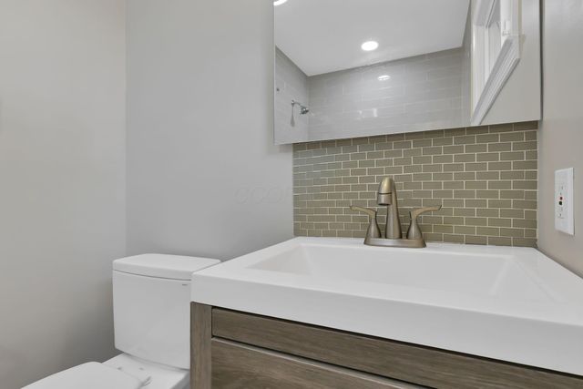 3985 Richard Avenue, Grove City, OH 43123