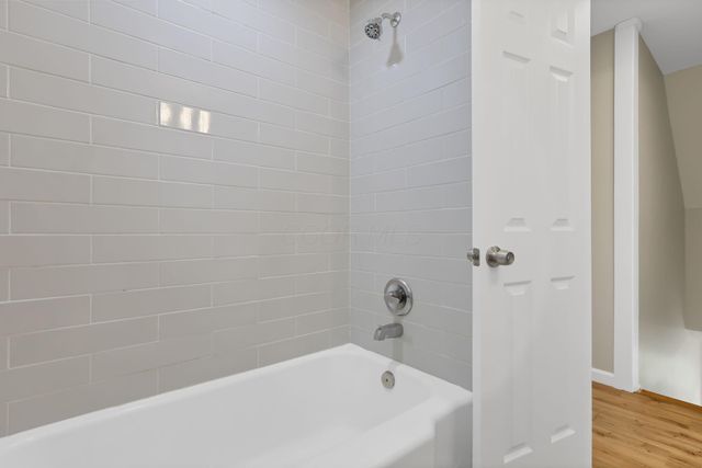 3985 Richard Avenue, Grove City, OH 43123