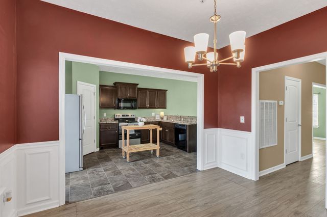 2417 New Holland Cir, Murfreesboro, TN 37128