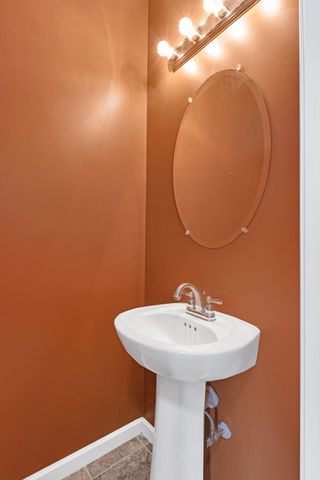 2417 New Holland Cir, Murfreesboro, TN 37128