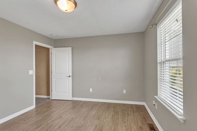 2417 New Holland Cir, Murfreesboro, TN 37128