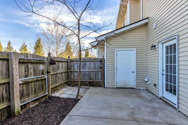 2417 New Holland Cir, Murfreesboro, TN 37128