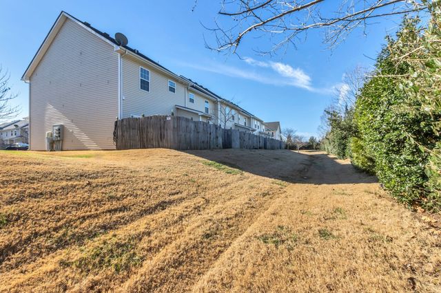 2417 New Holland Cir, Murfreesboro, TN 37128