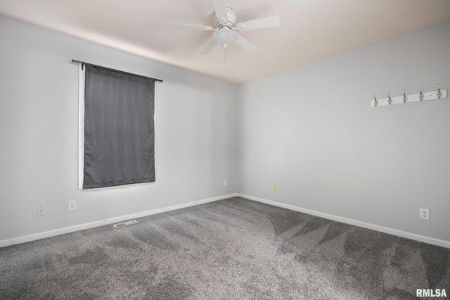 11217 N Oakwood Dr Unit 53, Peoria, IL 61615