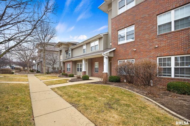 11217 N Oakwood Dr Unit 53, Peoria, IL 61615