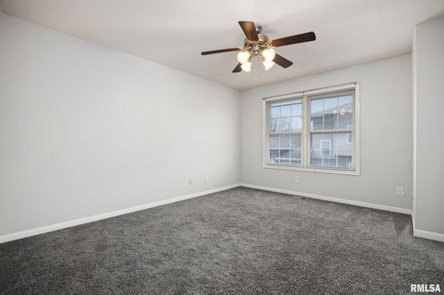 11217 N Oakwood Dr Unit 53, Peoria, IL 61615