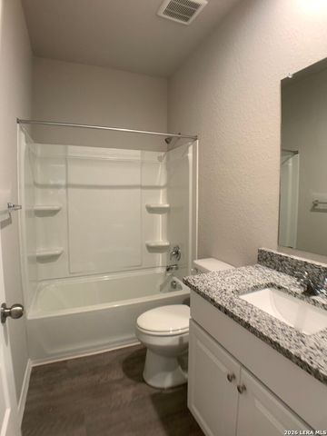 1137 Gracie Way, New Braunfels, TX 78130