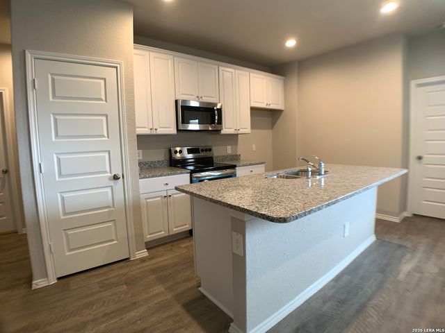 1137 Gracie Way, New Braunfels, TX 78130