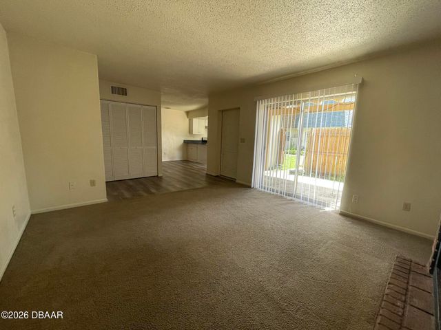 75 Springwood Square, Port Orange, FL 32129