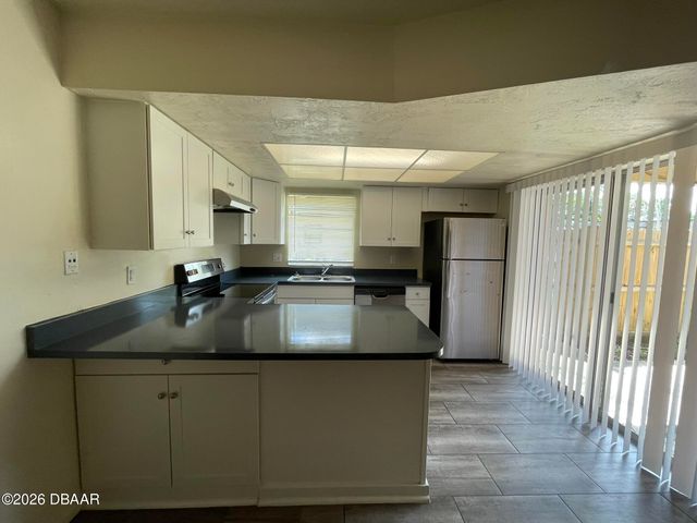 75 Springwood Square, Port Orange, FL 32129