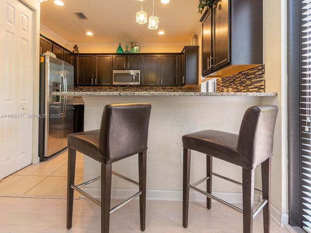 12320 S Village Cir 12320, Davie, FL 33325